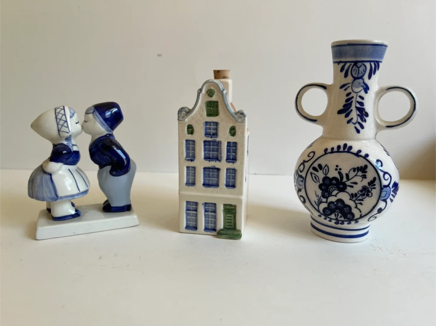 #Cleanput Delft Blue Holland Ceramic Figurines