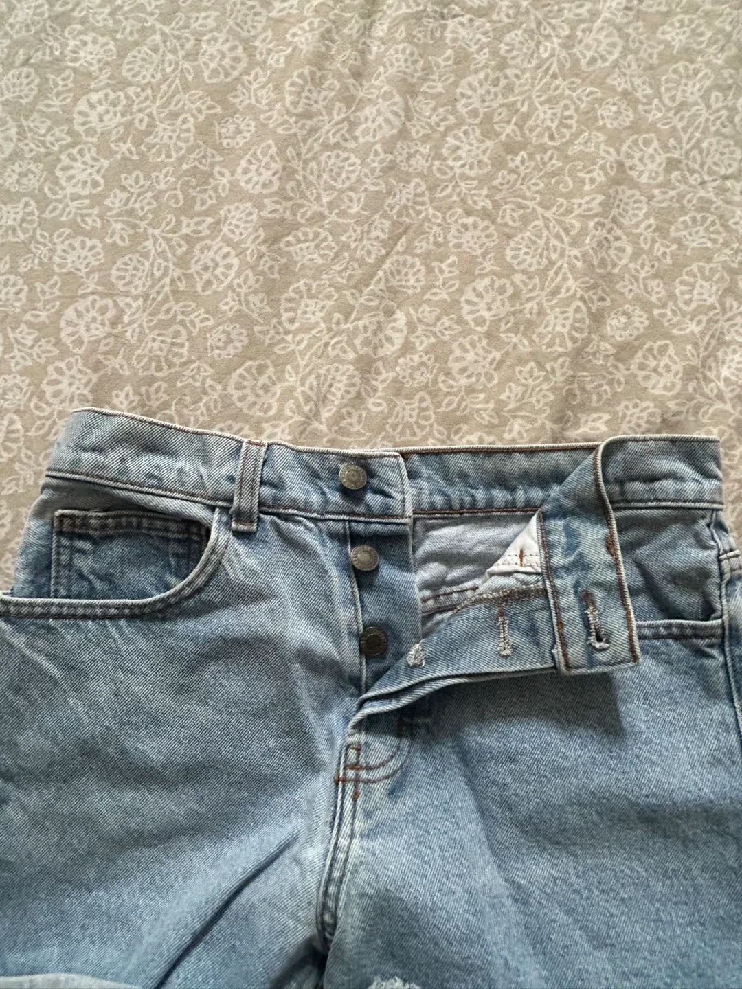 Denim Shorts - Light Blue image indicator(3)