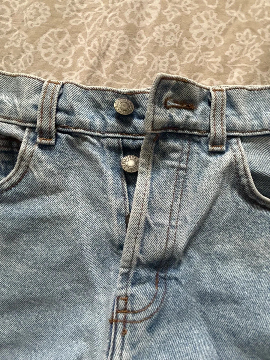 Denim Shorts - Light Blue image indicator(2)