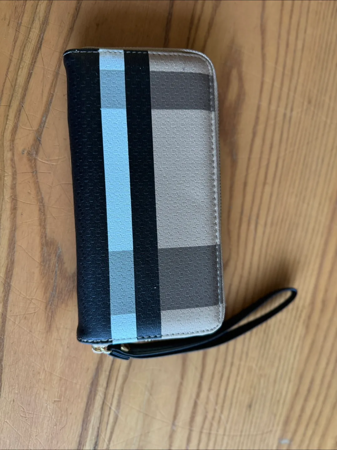 Women Wallet image indicator(2)