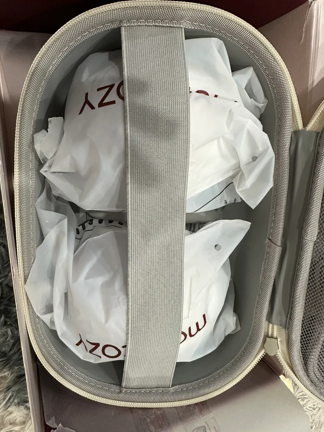 Momcozy  Pump Hands Free Mobile Style |M6 image indicator(2)