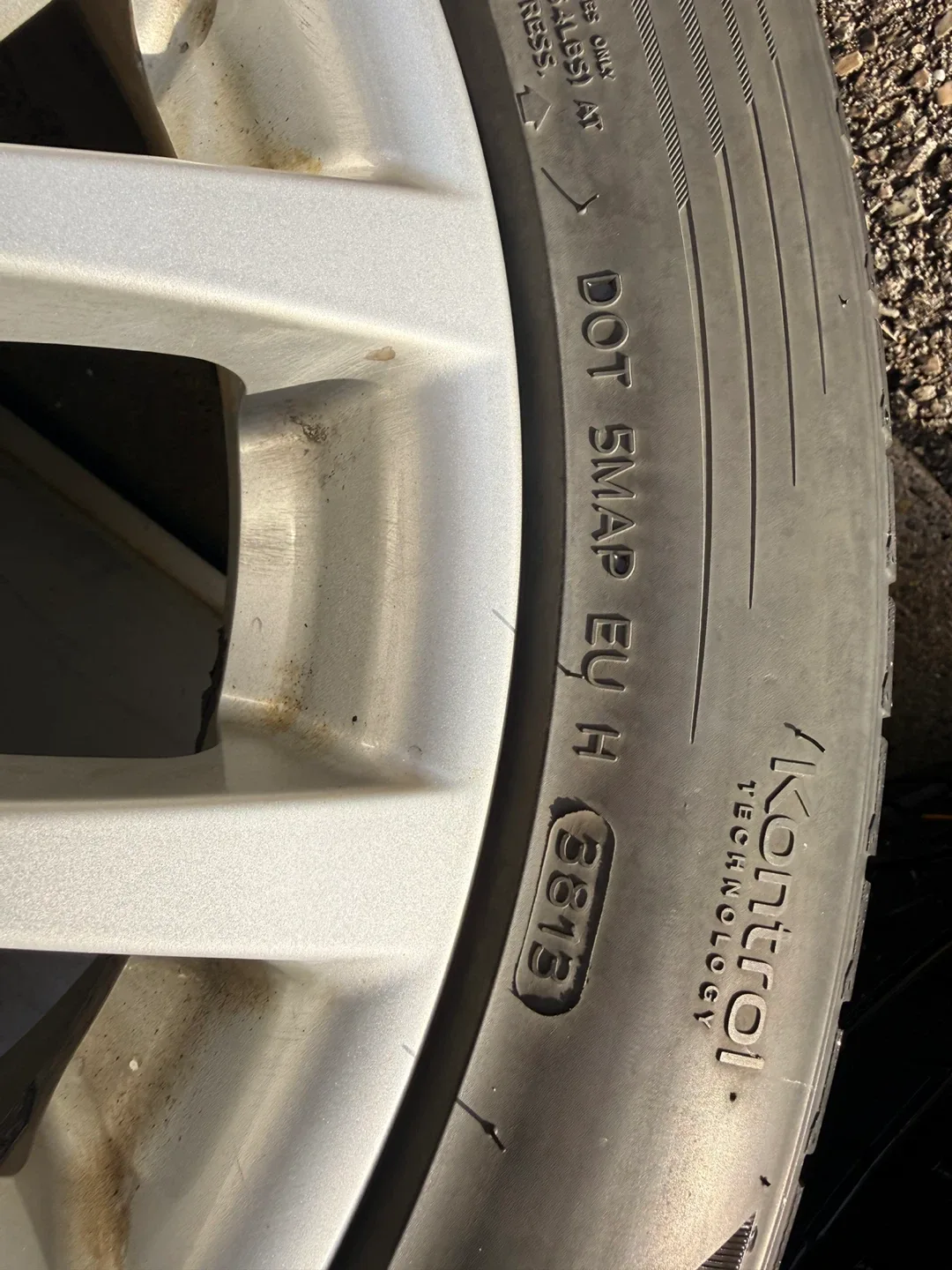 Hankook Winter i*cept evo 245/50R18 Tires - Set of 4 image indicator(7)