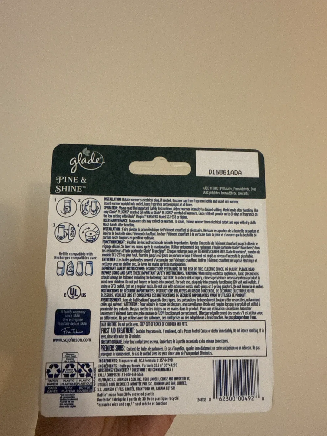 Glade Pine & Shine PlugIns Scented Oil Warmer image indicator(2)