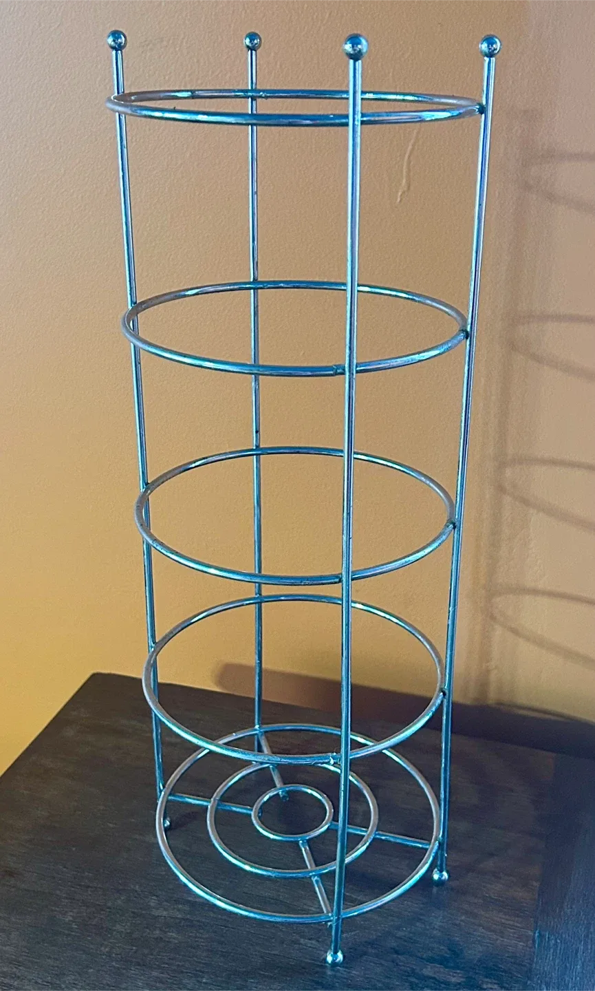 Silver Metal Plate Toilet Paper Rack