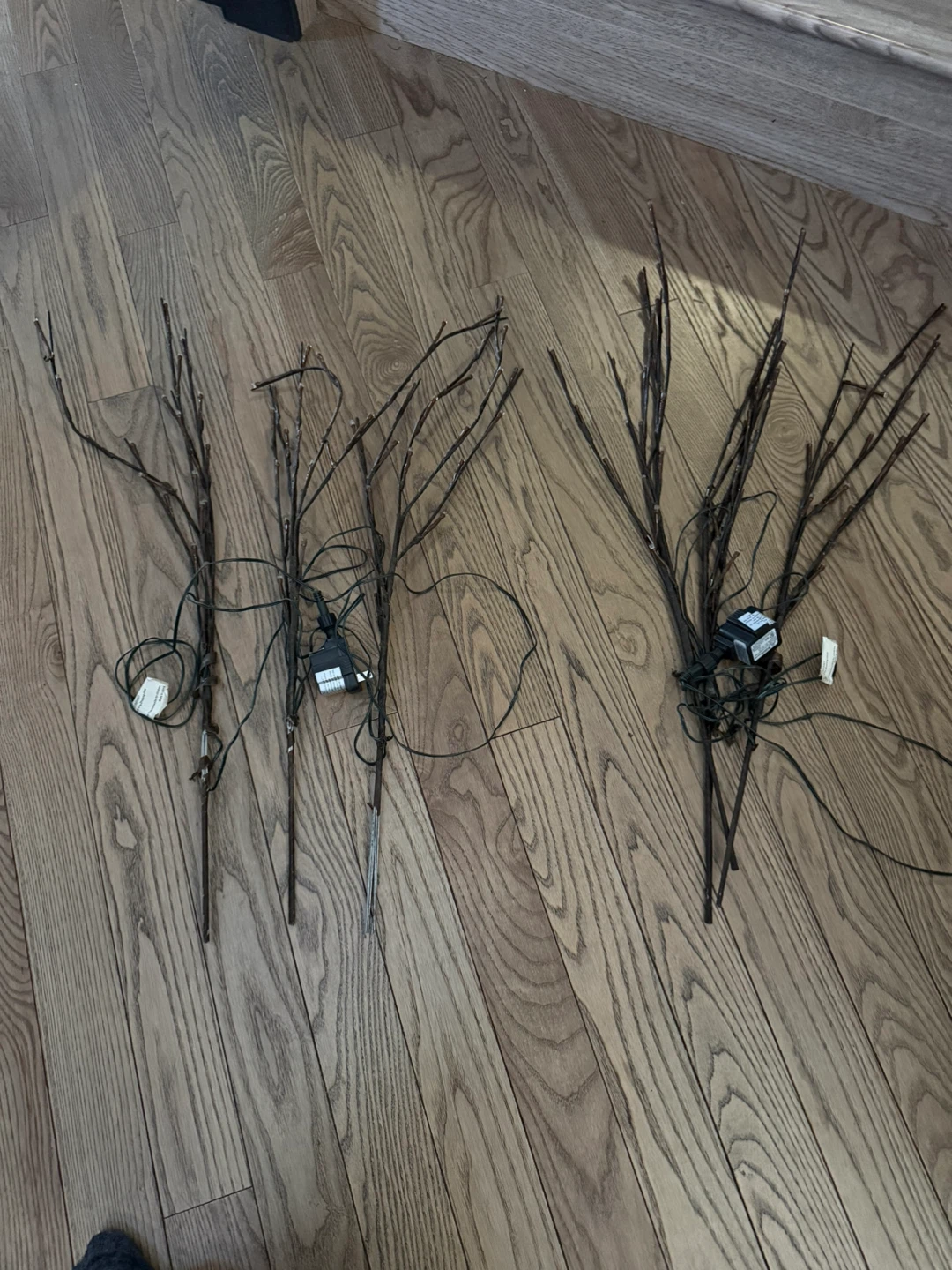 Outdoor Red LED Lawn Stakes - Set of 3 - photo 3