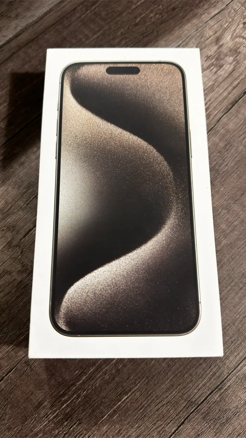 IPHONE 15 PRO MAX MINT