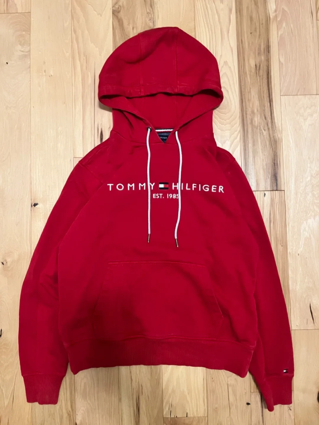 Tommy Hilfiger Hoodie - Size Medium image indicator(4)