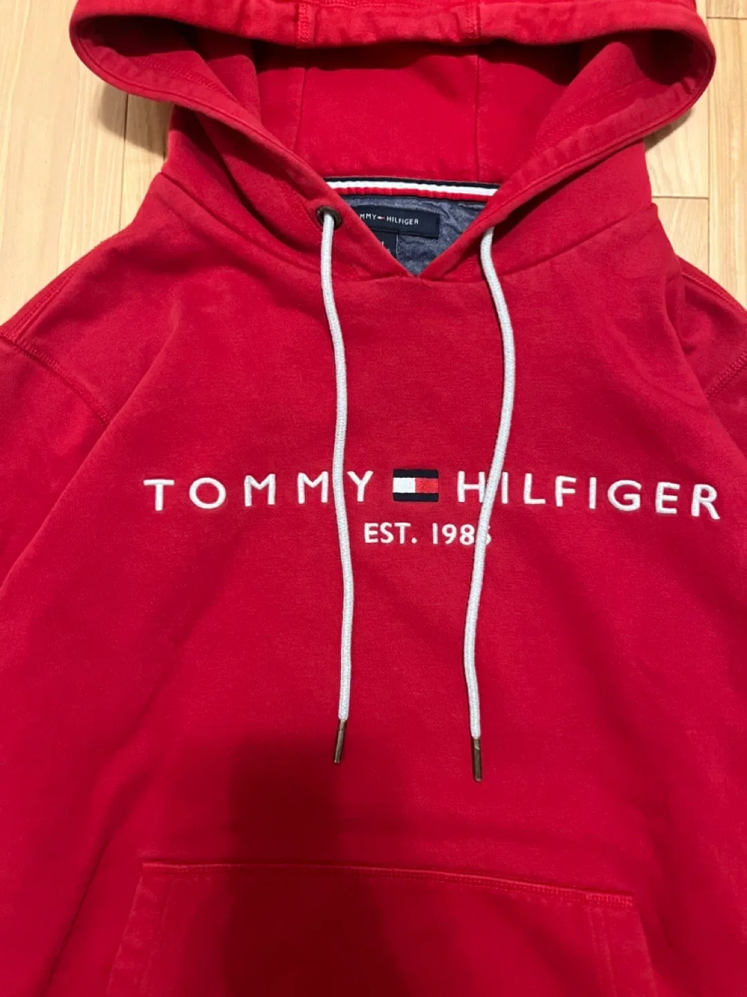 Tommy Hilfiger Hoodie - Size Medium image indicator(6)