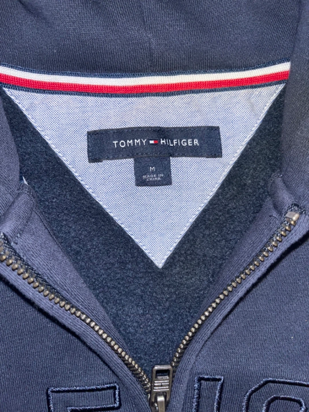 Tommy Hilfiger Hoodie - Size Medium - photo 2