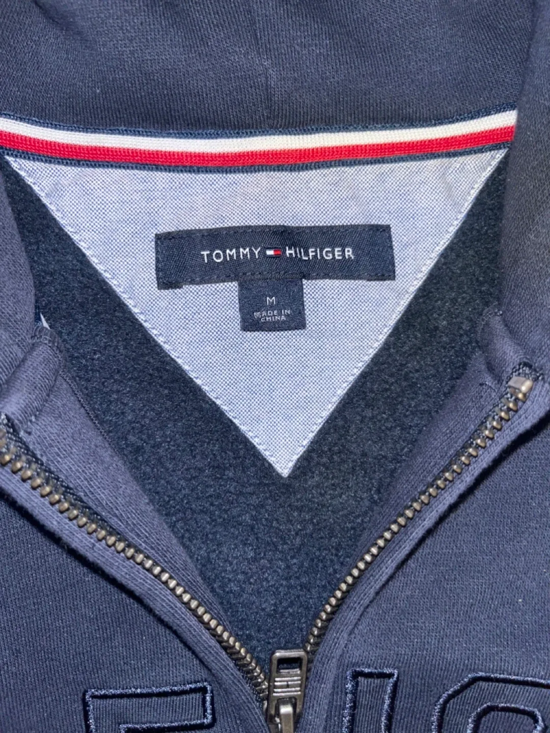 Tommy Hilfiger Hoodie - Size Medium image indicator(2)