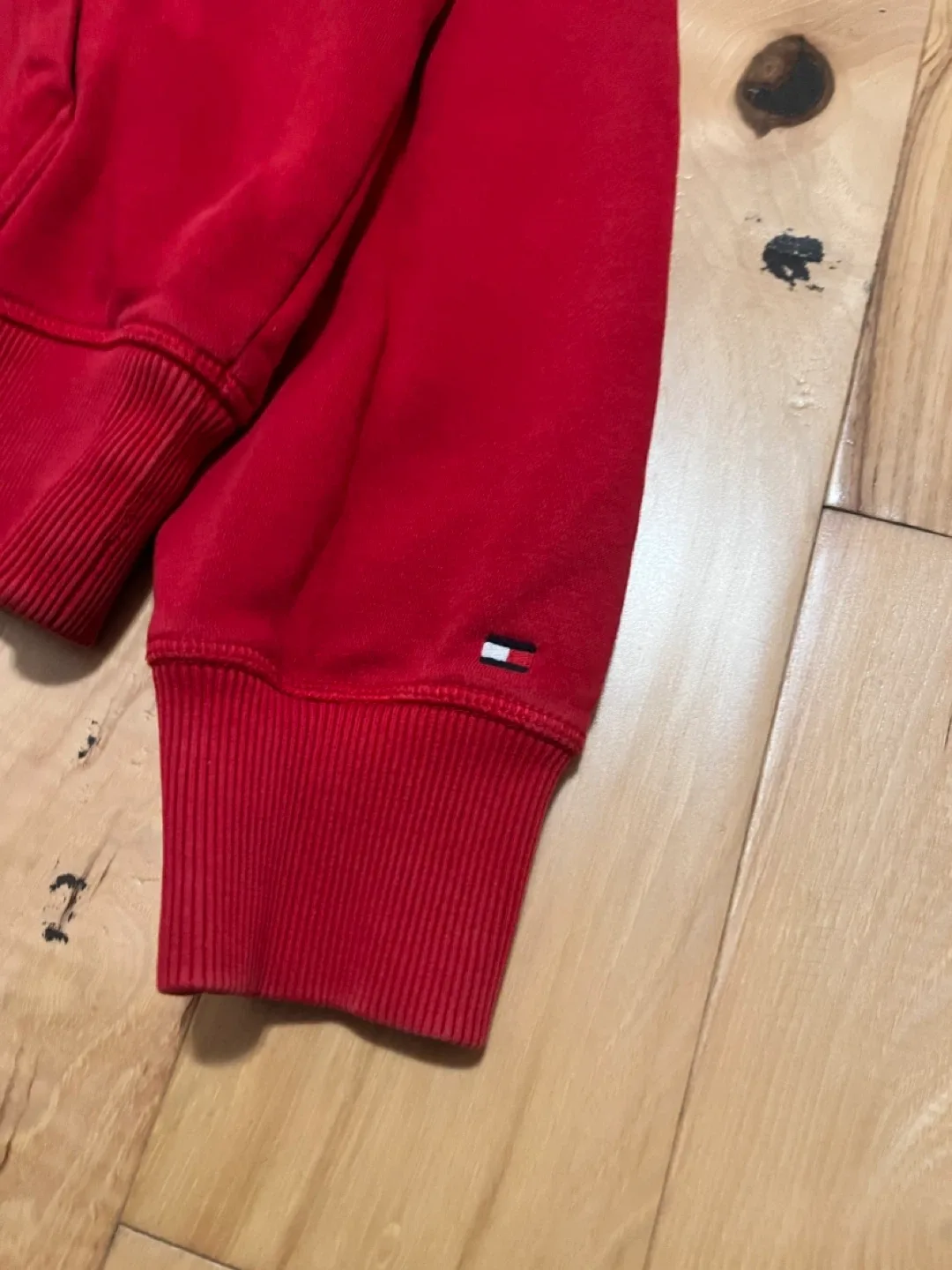 Tommy Hilfiger Hoodie - Size Medium image indicator(7)