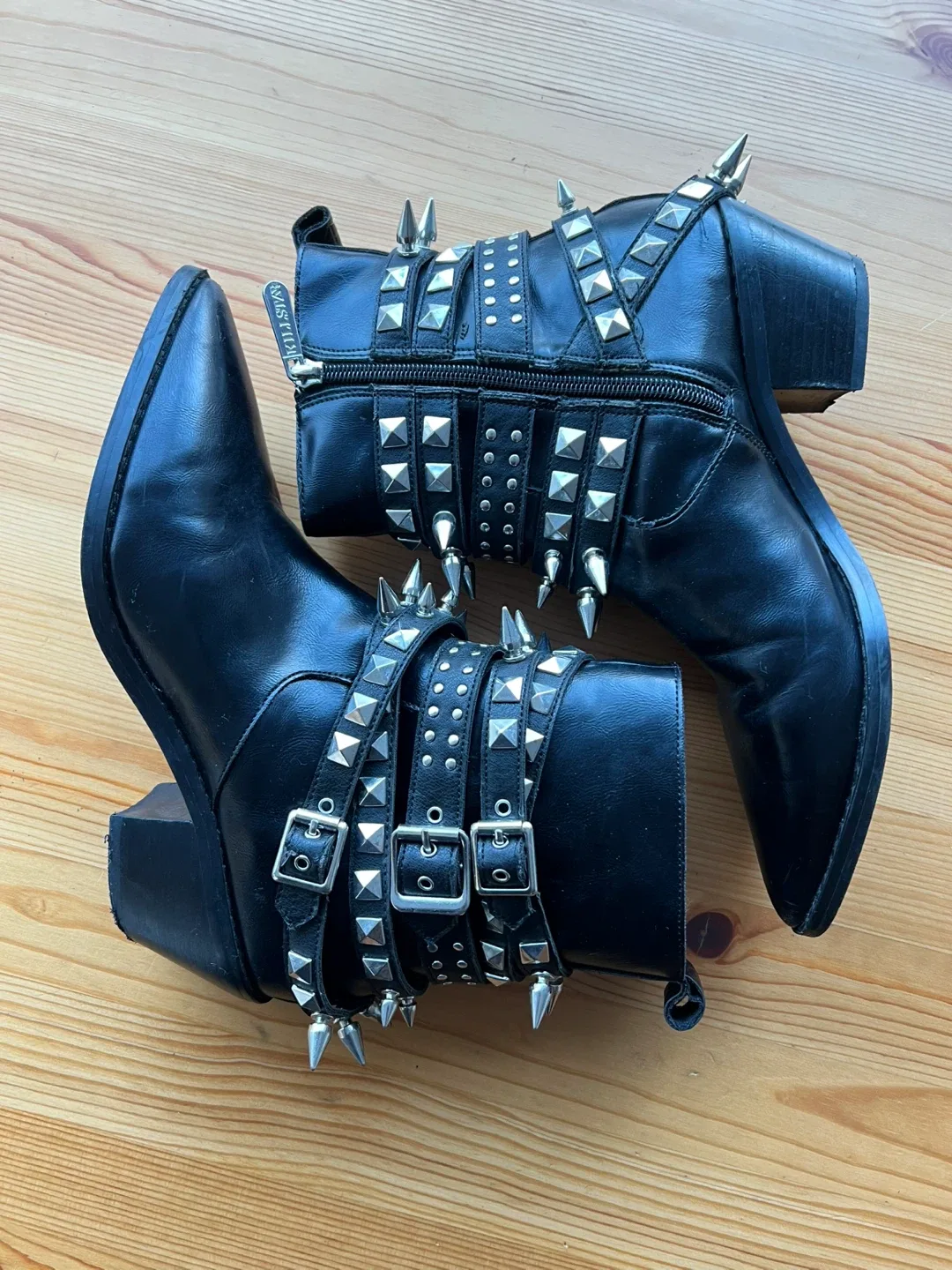 SIZE 8 - KILLSTAR STUDDED BOOTS - MOVING OUT SALE ✈️