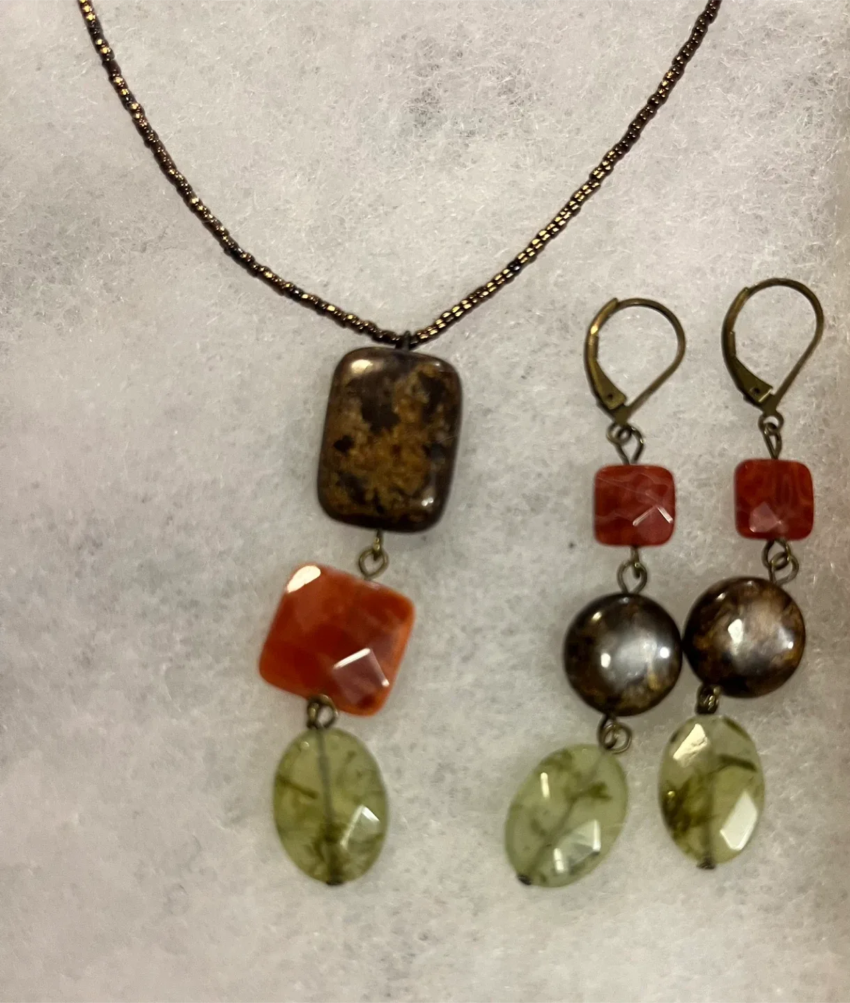 #Cleanout - Necklace and Earring Set