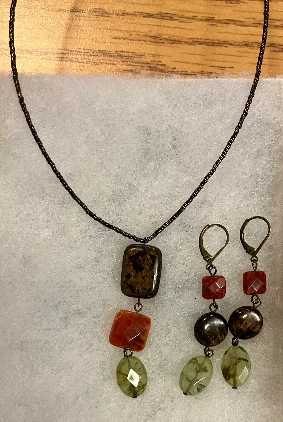 #Cleanout - Necklace and Earring Set image indicator(2)