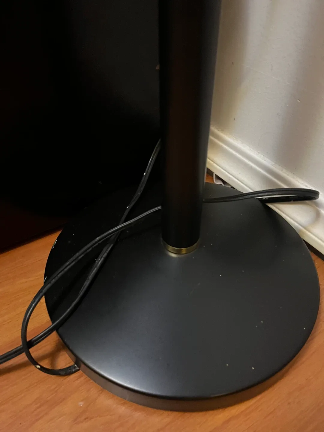 Black Floor Lamp image indicator(2)