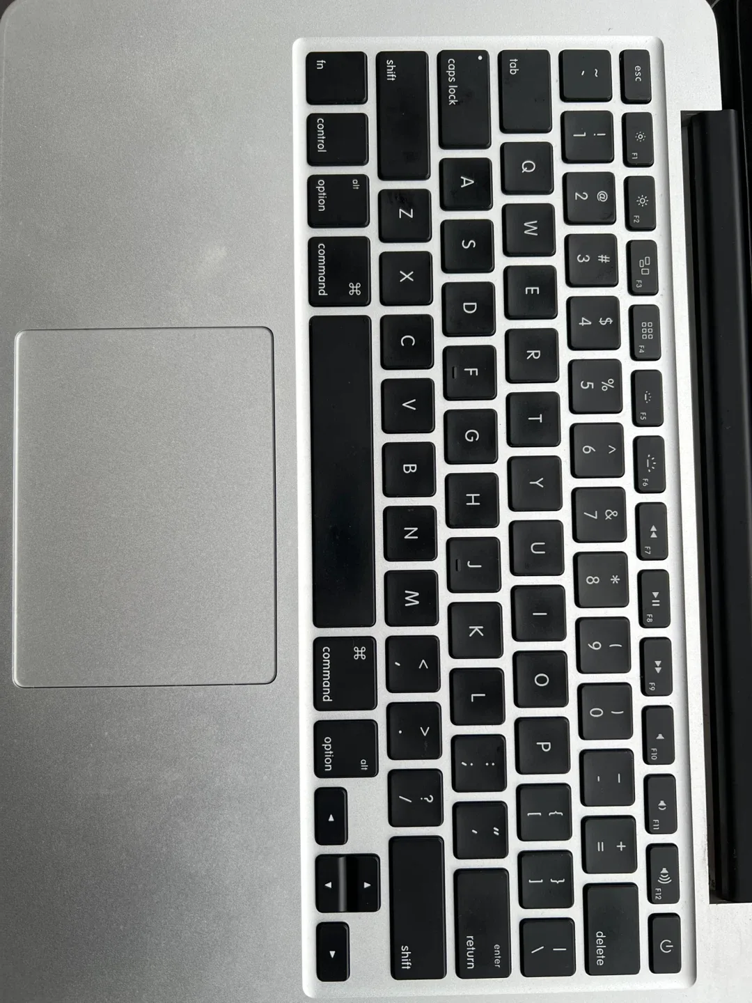 MacBook Pro - Model A1502- MOVING OUT SALE ✈️ image indicator(4)