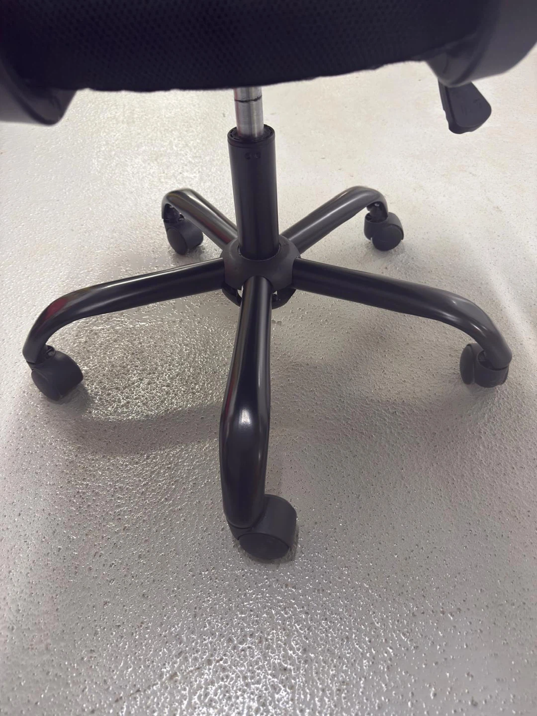 TygerClaw High Back Mesh Office Chair - Black - photo 3