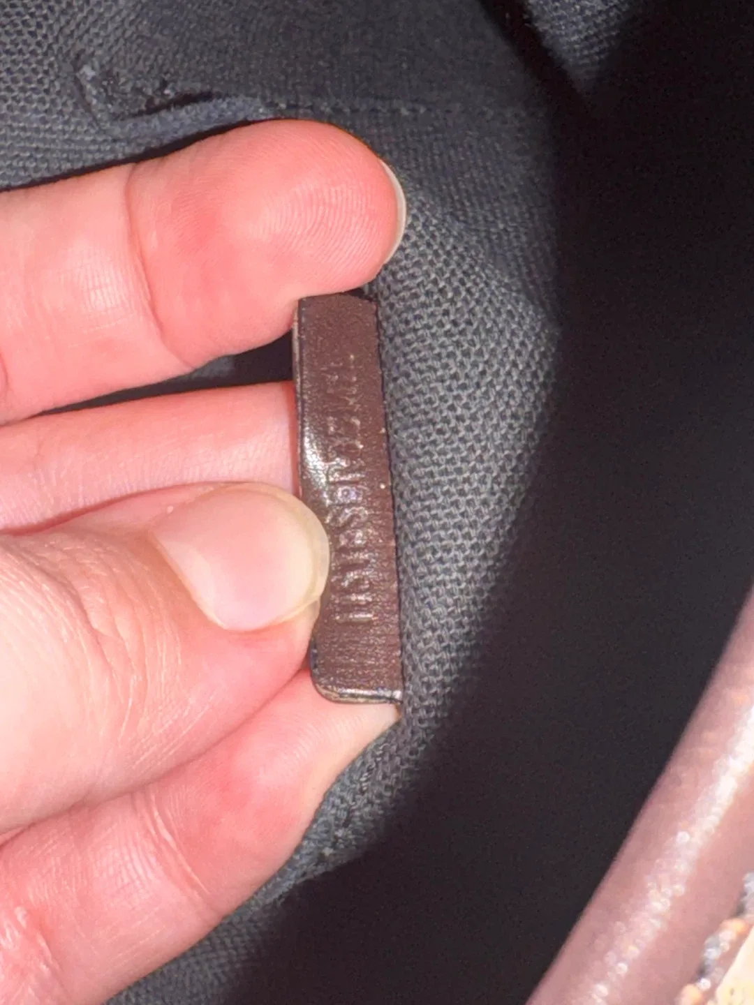 Burberry Crossbody Bag image indicator(7)