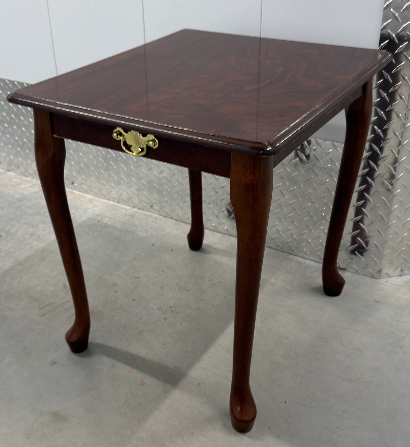 Solid Wood Queen Anne Side Table