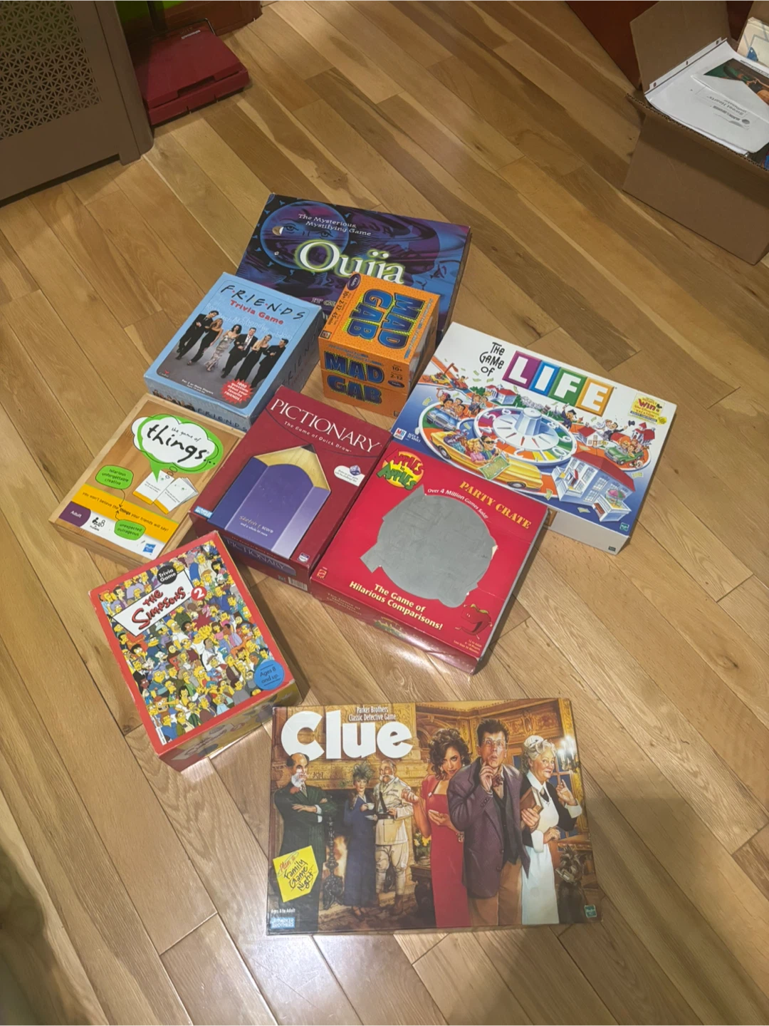 Board Games Lot: Clue, Life, Friends Trivia, and More! - photo 2