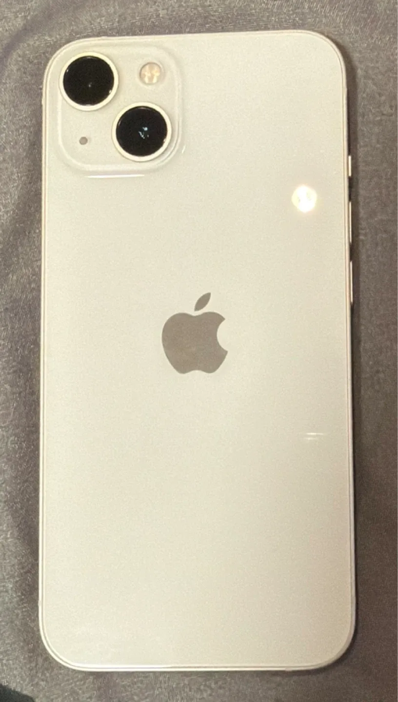 Apple iPhone 13 - Starlight
