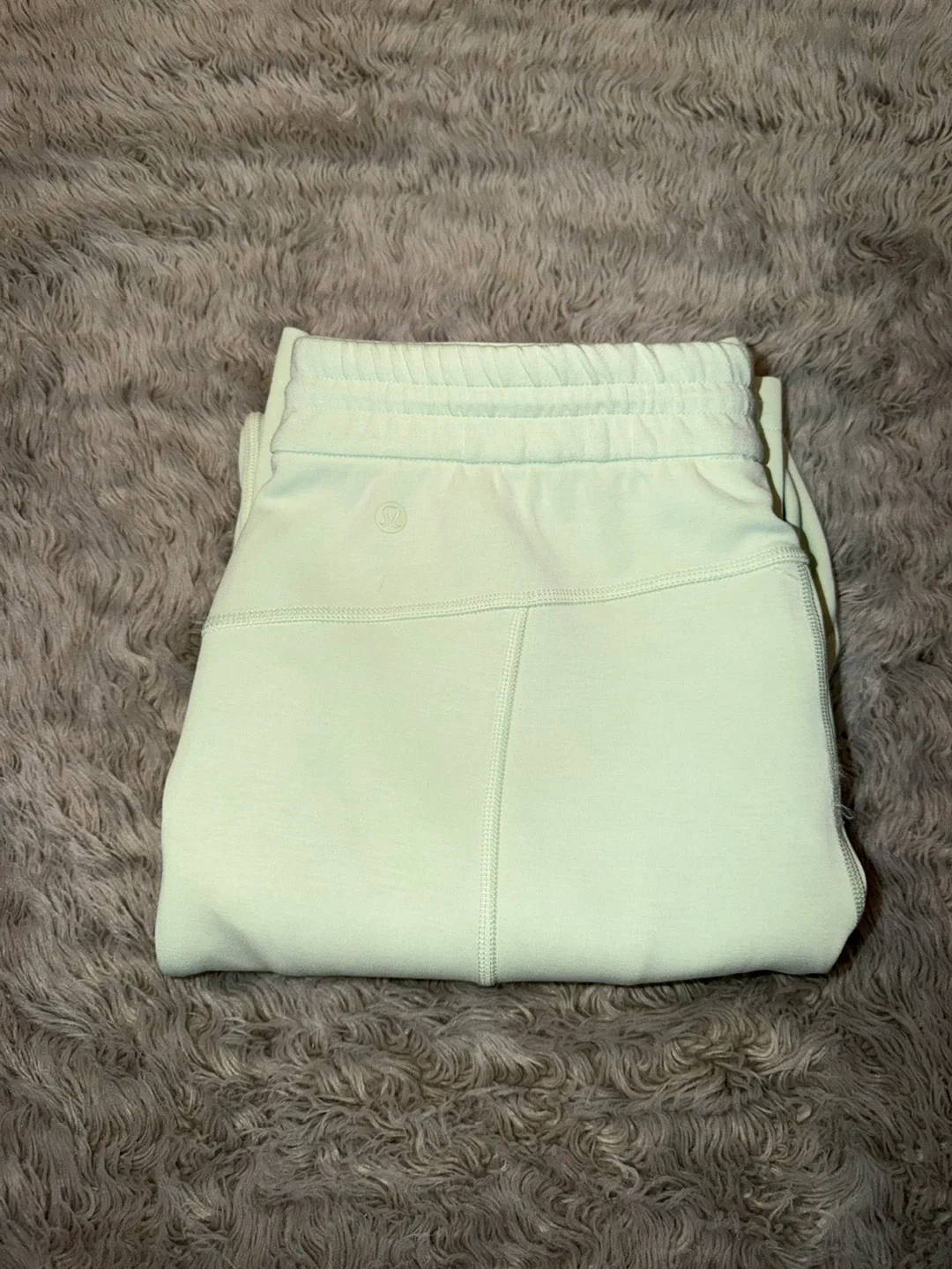 Lululemon Softstreme Pants Size 8 image indicator(6)