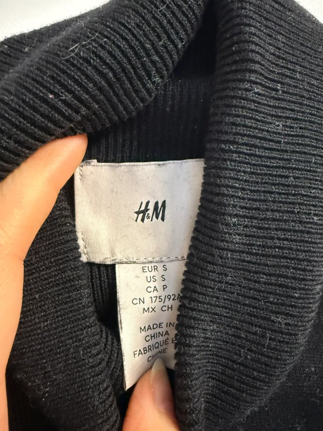 H&M Black Turtleneck #cleanout image indicator(2)