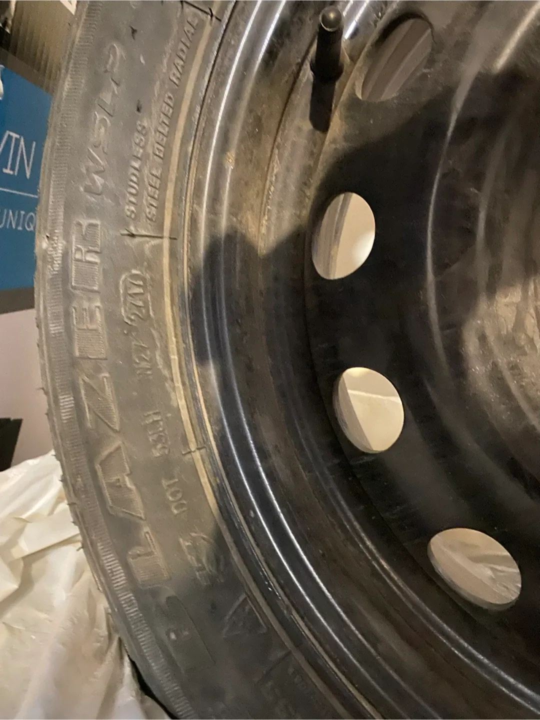 Ice Blazer WLS2 Tire on Steel Rim image indicator(9)