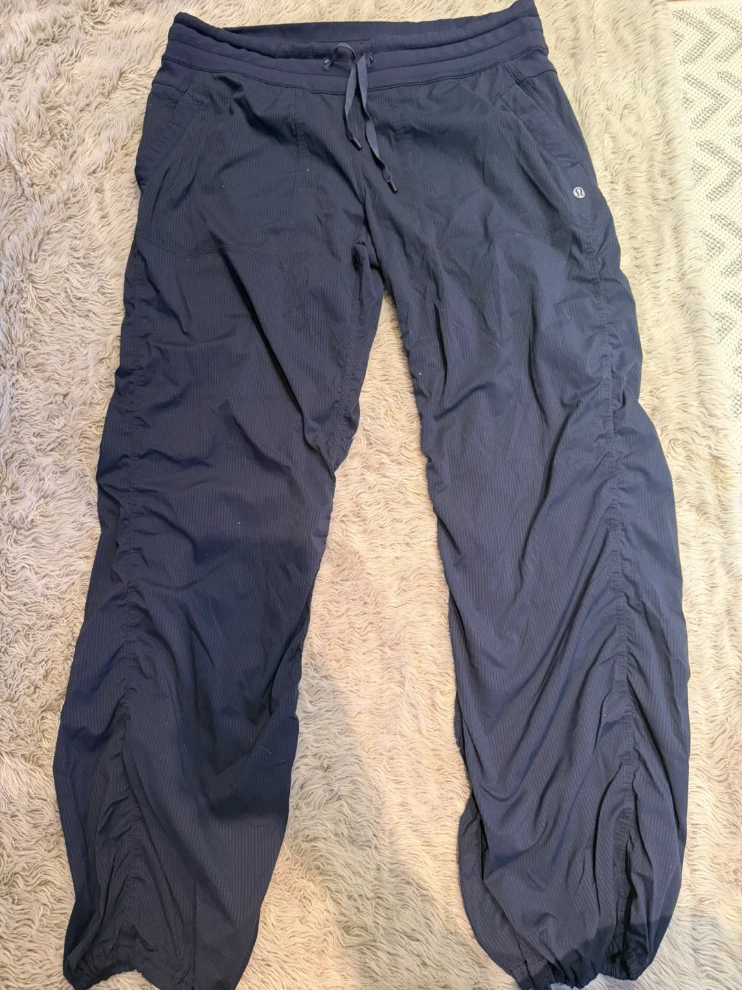Lululemon mid rise dance studio pant image indicator(2)