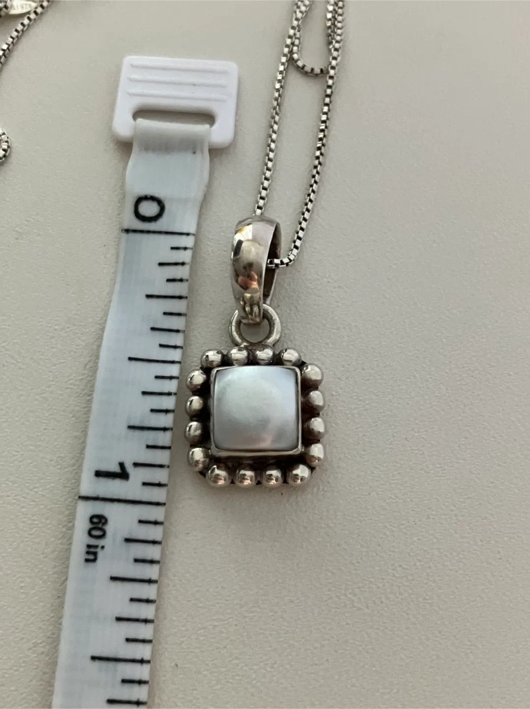 Mother of Pearl 925 Sterling Silver Pendant & Chain 17” image indicator(2)