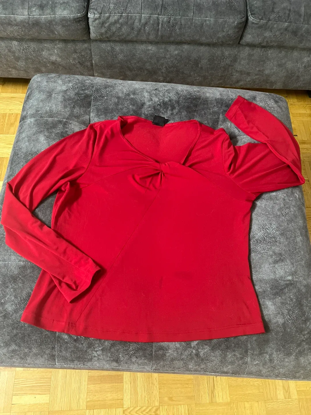 Tribal Red Long Sleeve Top - Size L image indicator(2)