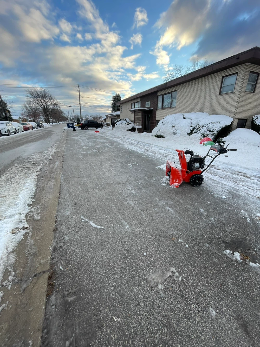 🌨️SNOW BLOWING/SHOVELING+ICE MELT—QUICK, CLEAN, LOCAL! - photo 2