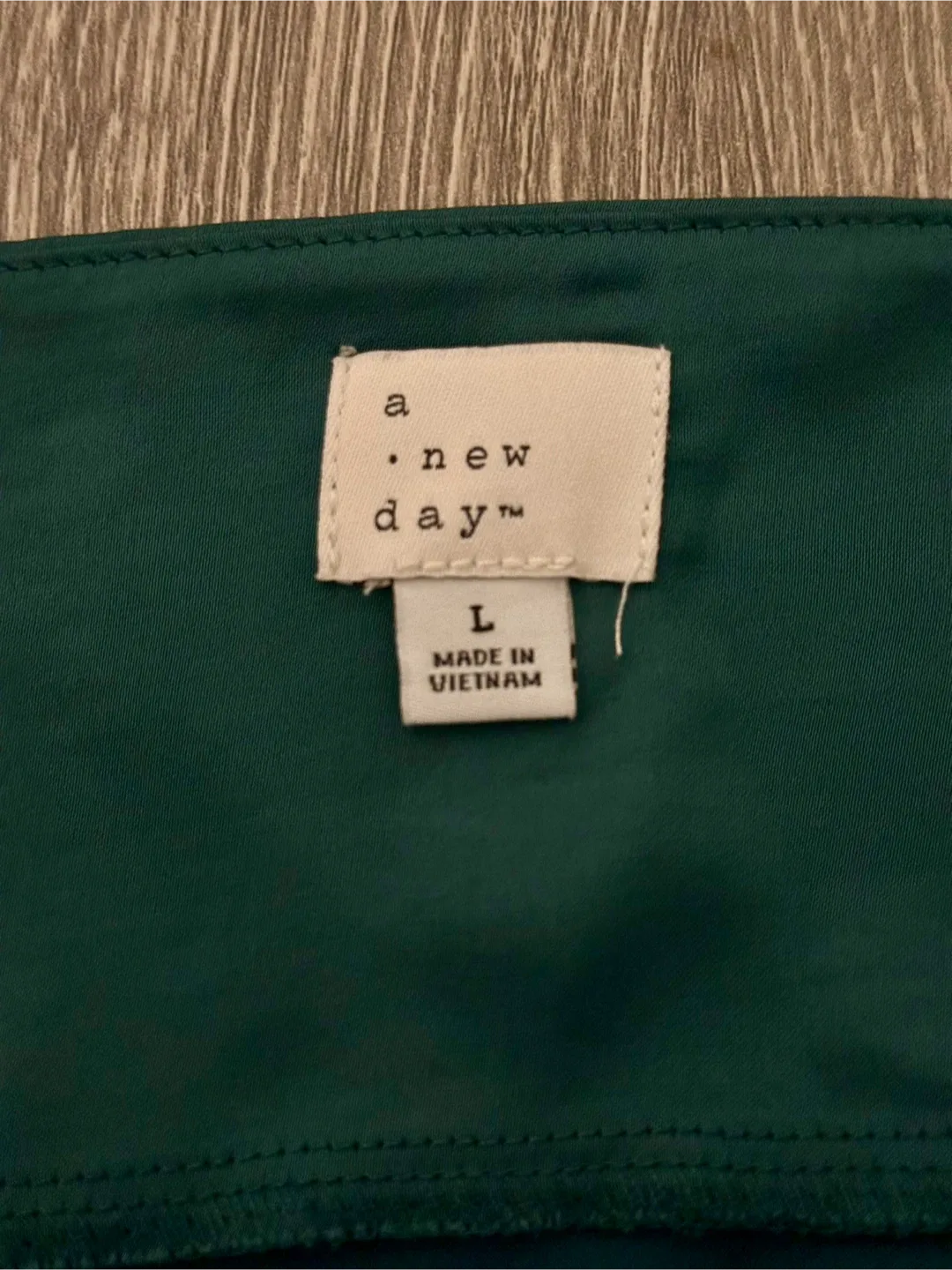 Women’s Satin Cocktail Dress - Size L image indicator(7)