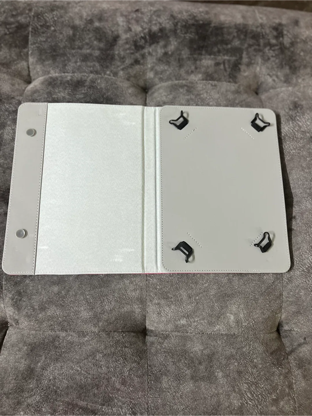 Black Tablet Case image indicator(2)