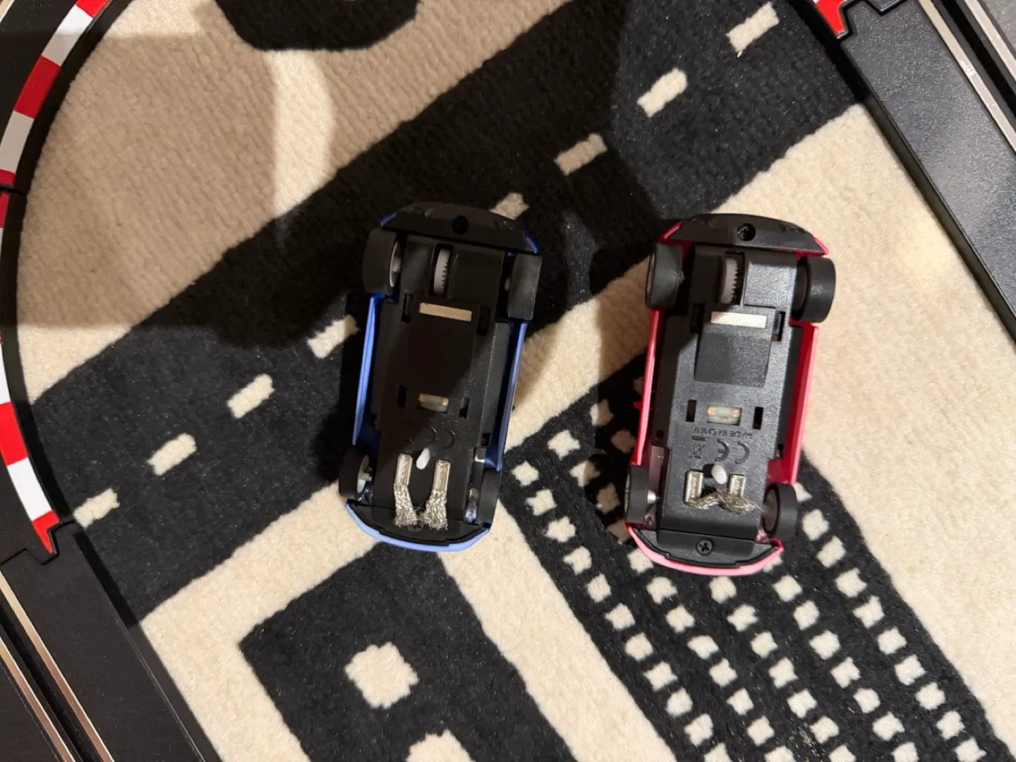 Carrera Racing Track Set with 2 Cars image indicator(5)