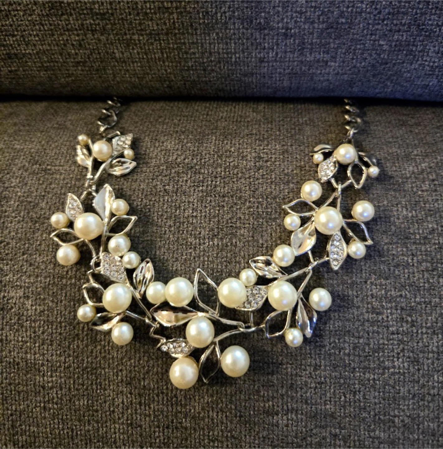 Silver Tone Pearl Necklace