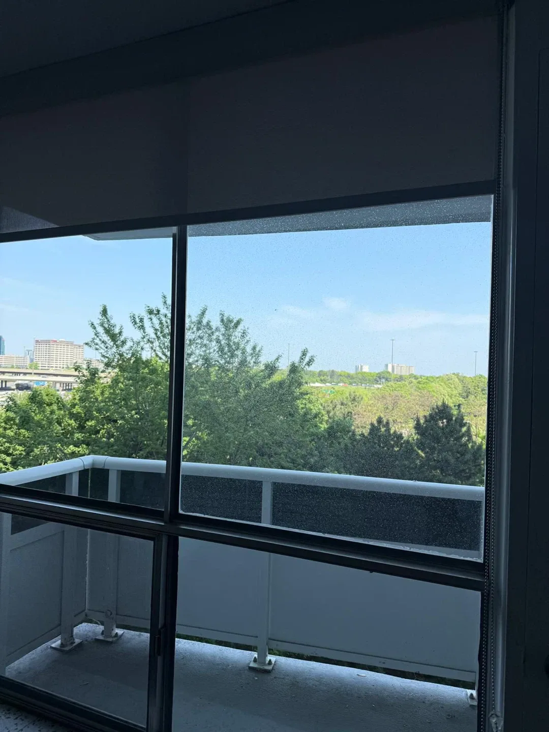 Room for rent in sharing image indicator(4)