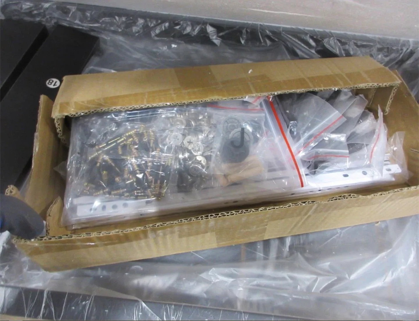 4 Drawer Dresser - New in Box image indicator(4)