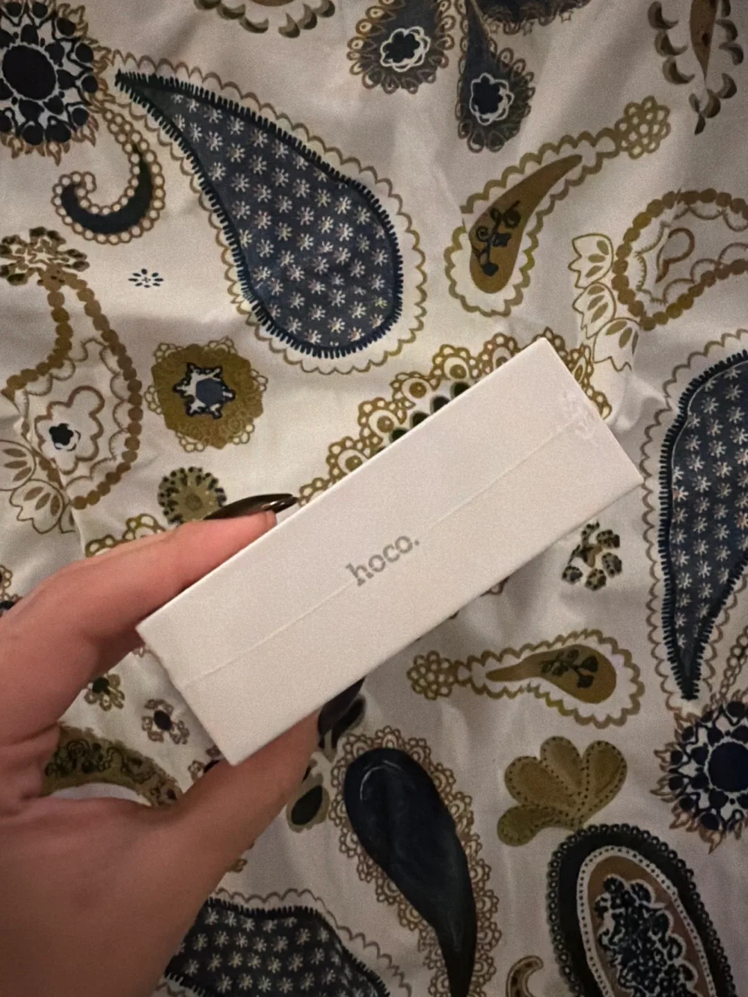 HOCO. Earbuds Pro - New in Box! image indicator(2)