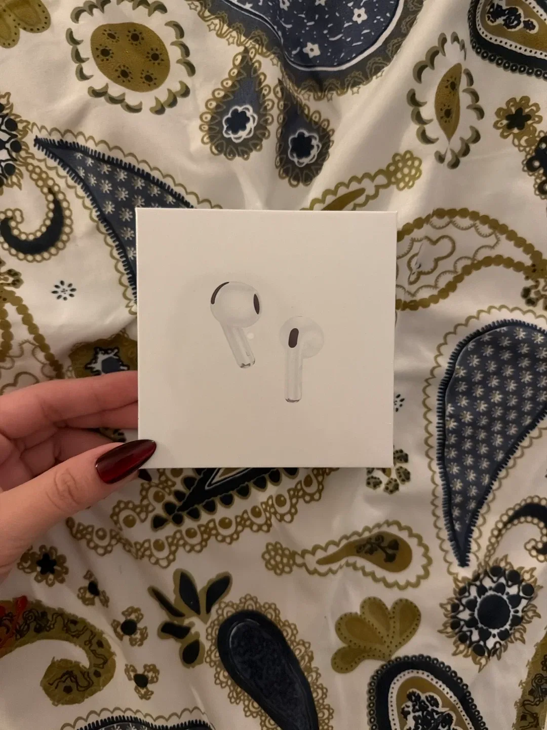 HOCO. Earbuds Pro - New in Box!