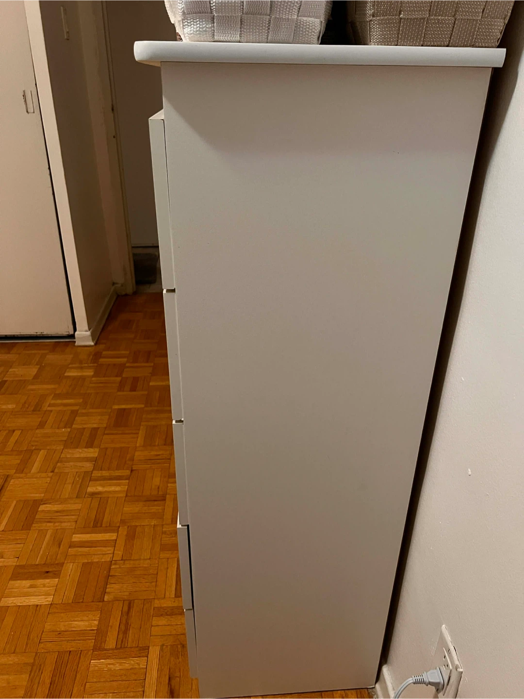 White 5-Drawer Dresser - photo 3