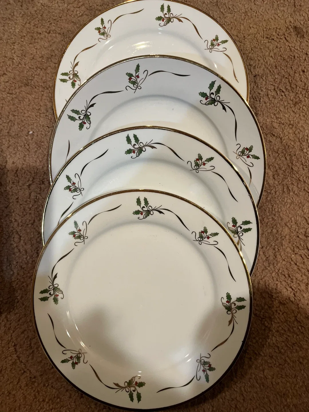 Set of 4 Holiday Accent Plates
