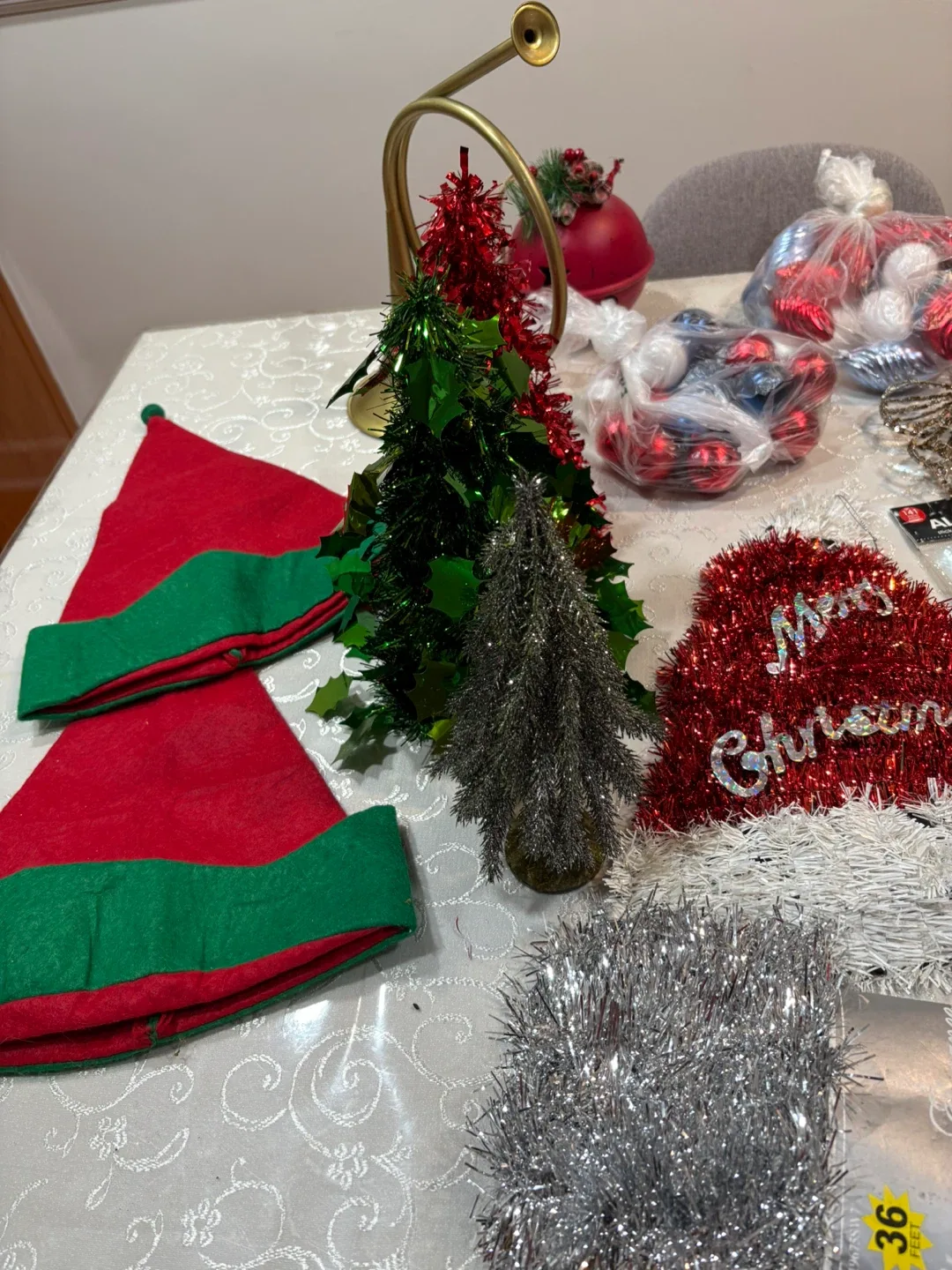 Christmas Holiday Decoration Lot image indicator(5)