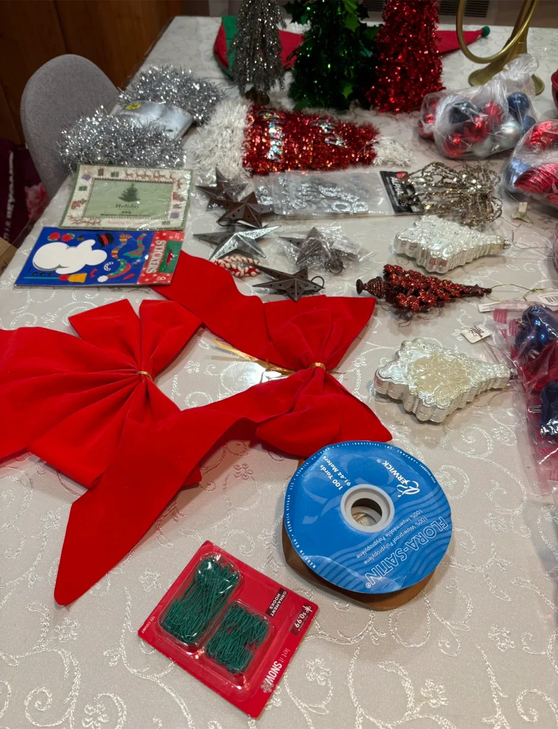 Christmas Holiday Decoration Lot image indicator(3)