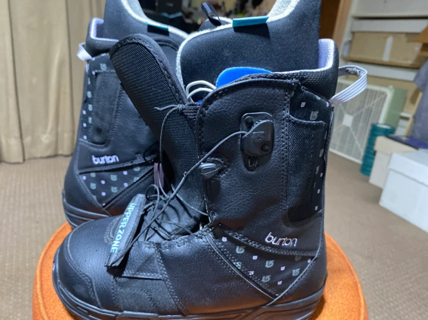 Burton Mint Women's Snowboard Boots - US 8 image indicator(3)