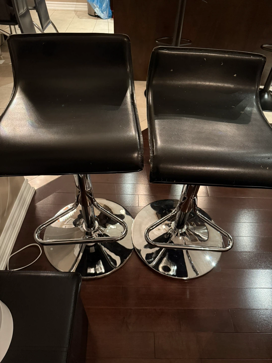 Set of 2 Black Bar Stools