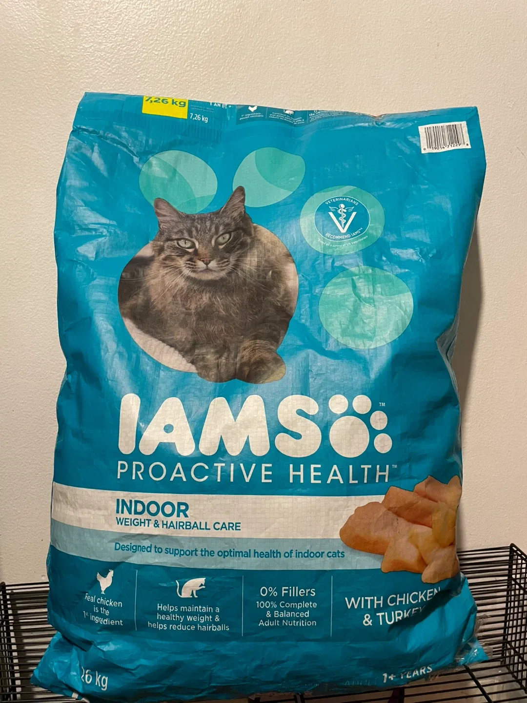 Brand New 16lbs Iams Cat Food