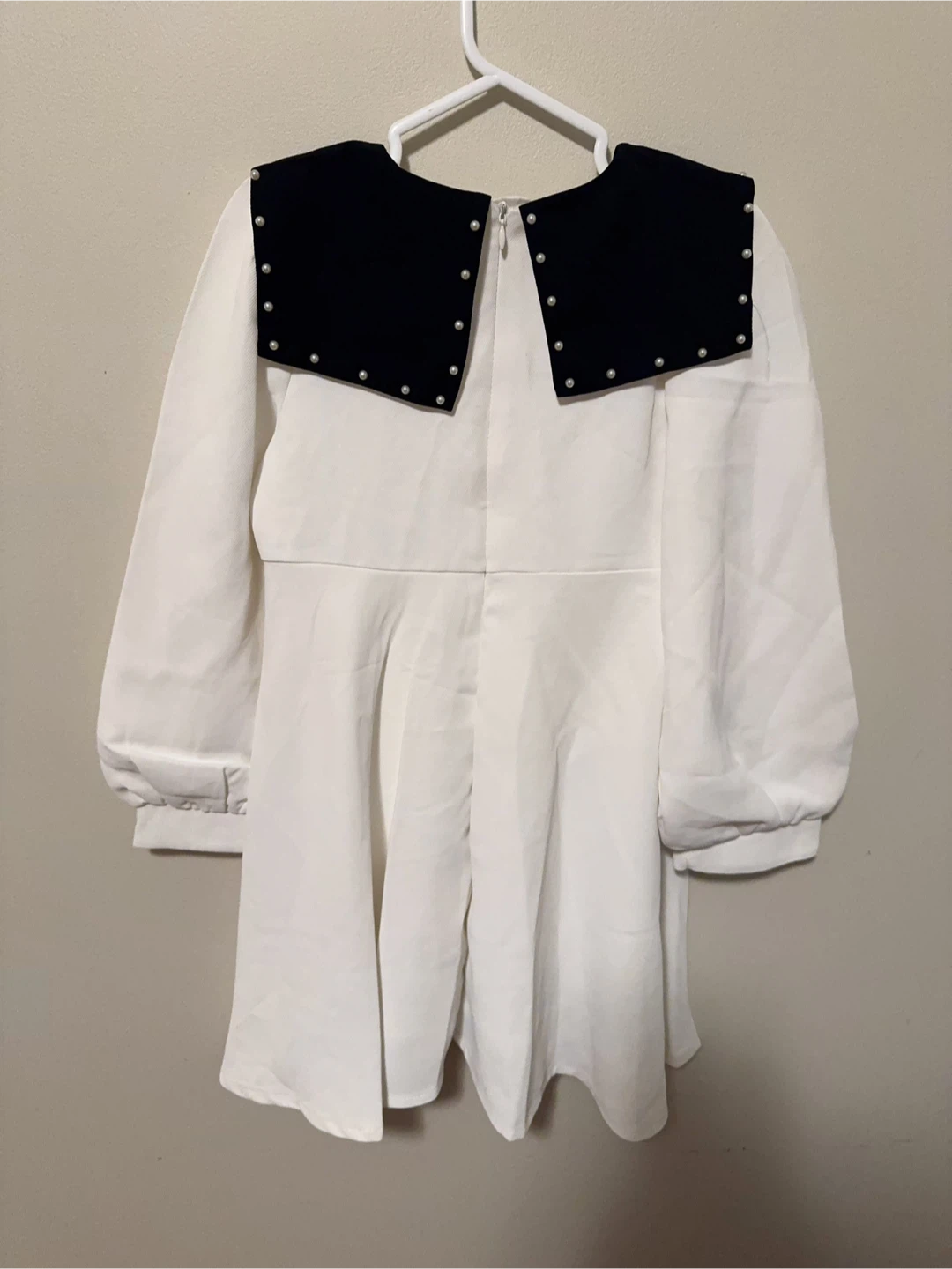 White Dress with Black Collar Toddler size 6-7T - photo 3