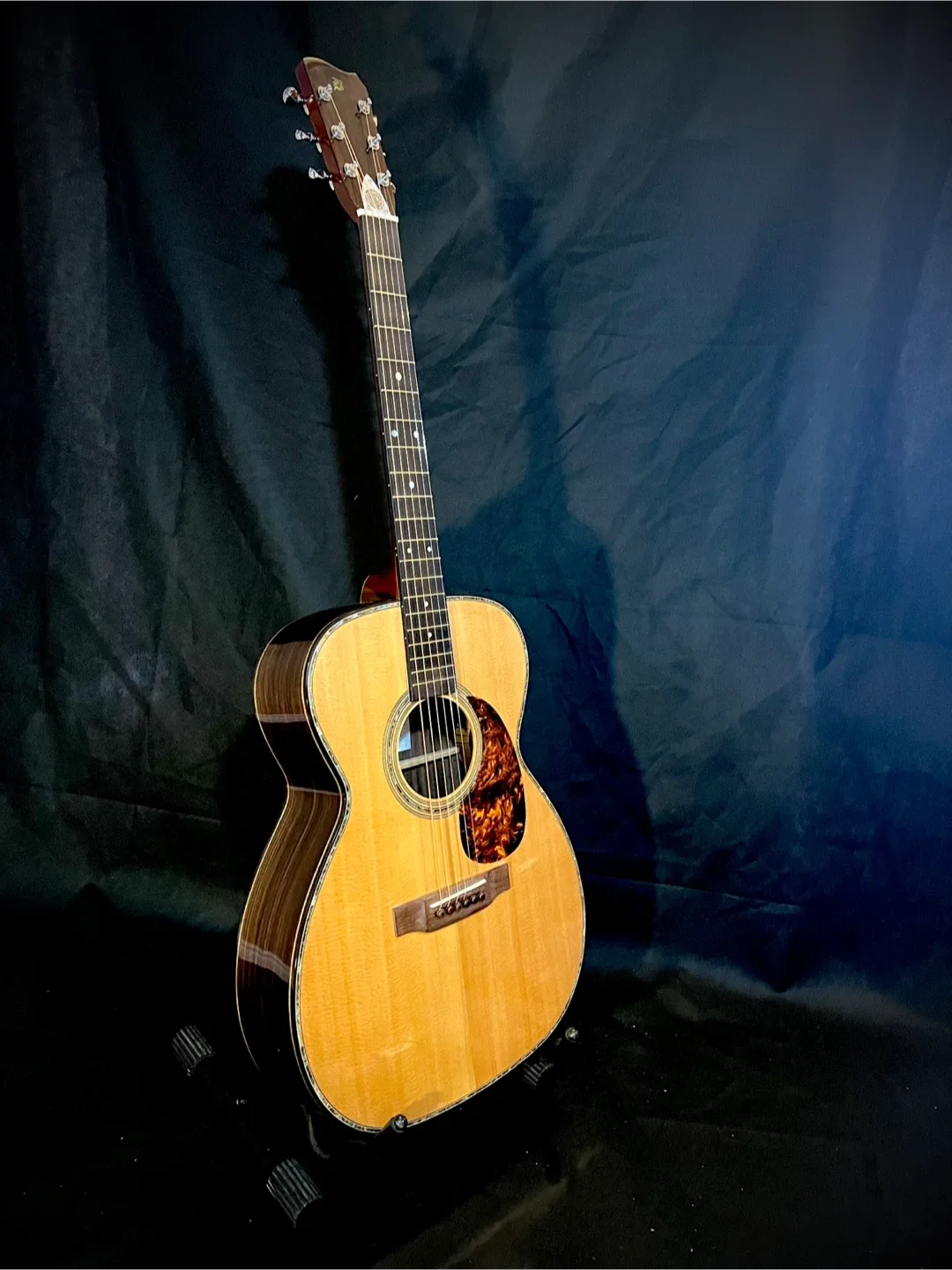 Estate Liquidation of Benekritis Estate Guitars image indicator(6)