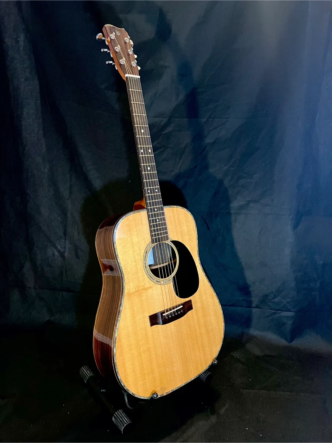 Estate Liquidation of Benekritis Estate Guitars image indicator(4)